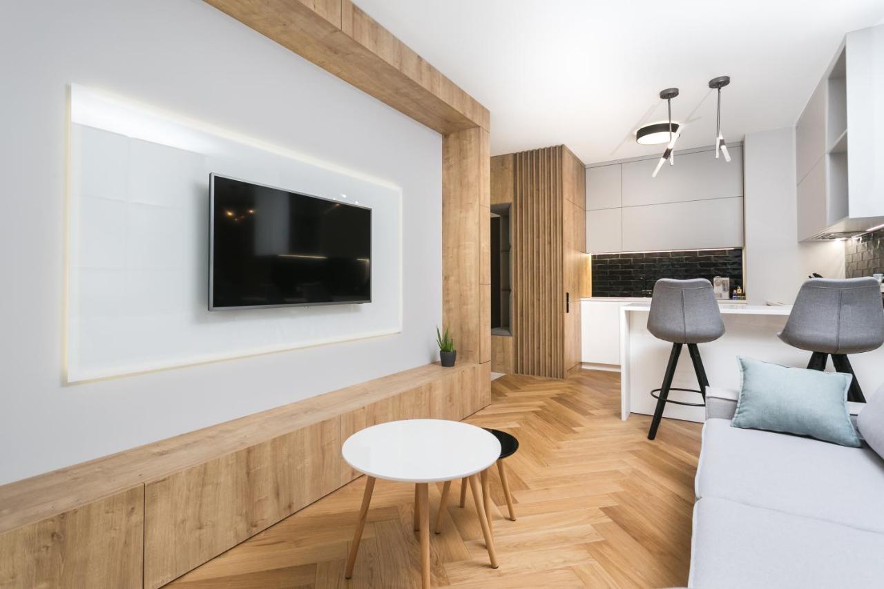 Luxury Apartments Mennica Residence - Golden Apartments - City Center ワルシャワ エクステリア 写真