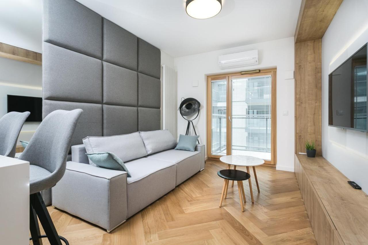 Luxury Apartments Mennica Residence - Golden Apartments - City Center ワルシャワ エクステリア 写真