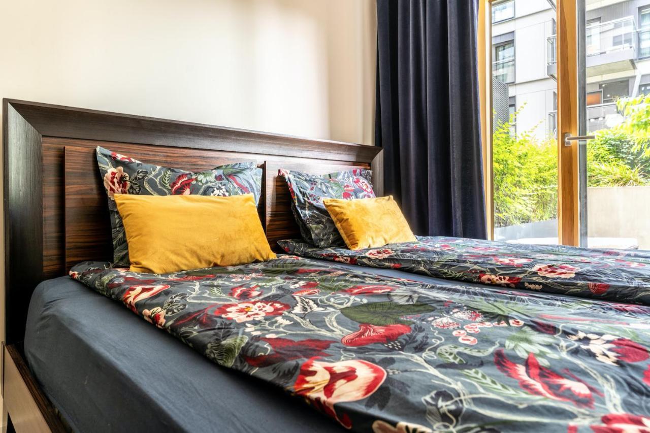 Luxury Apartments Mennica Residence - Golden Apartments - City Center ワルシャワ エクステリア 写真