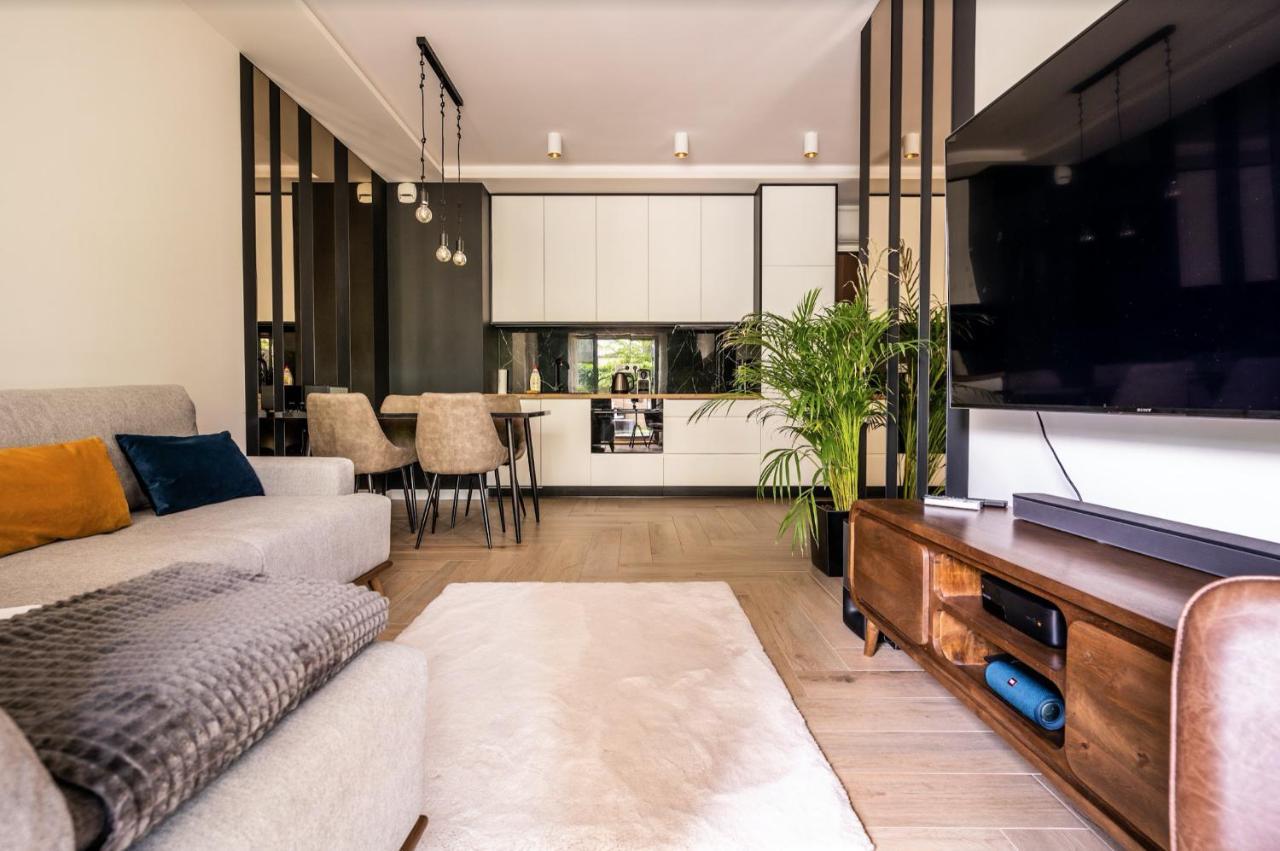 Luxury Apartments Mennica Residence - Golden Apartments - City Center ワルシャワ エクステリア 写真